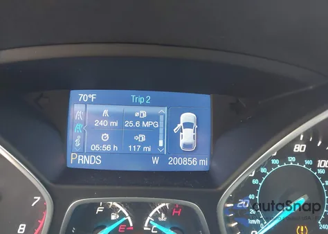 2013 Ford Escape Se z USA, uszkodzony, nr VIN 1FMCU0G98DUD83587